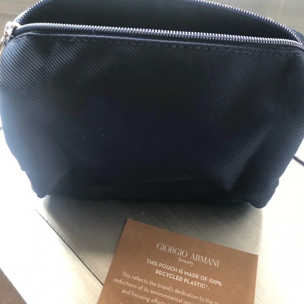 NWOT Giorgio Armani Navy Blue Toiletry/Travel Kit Bag Unisex